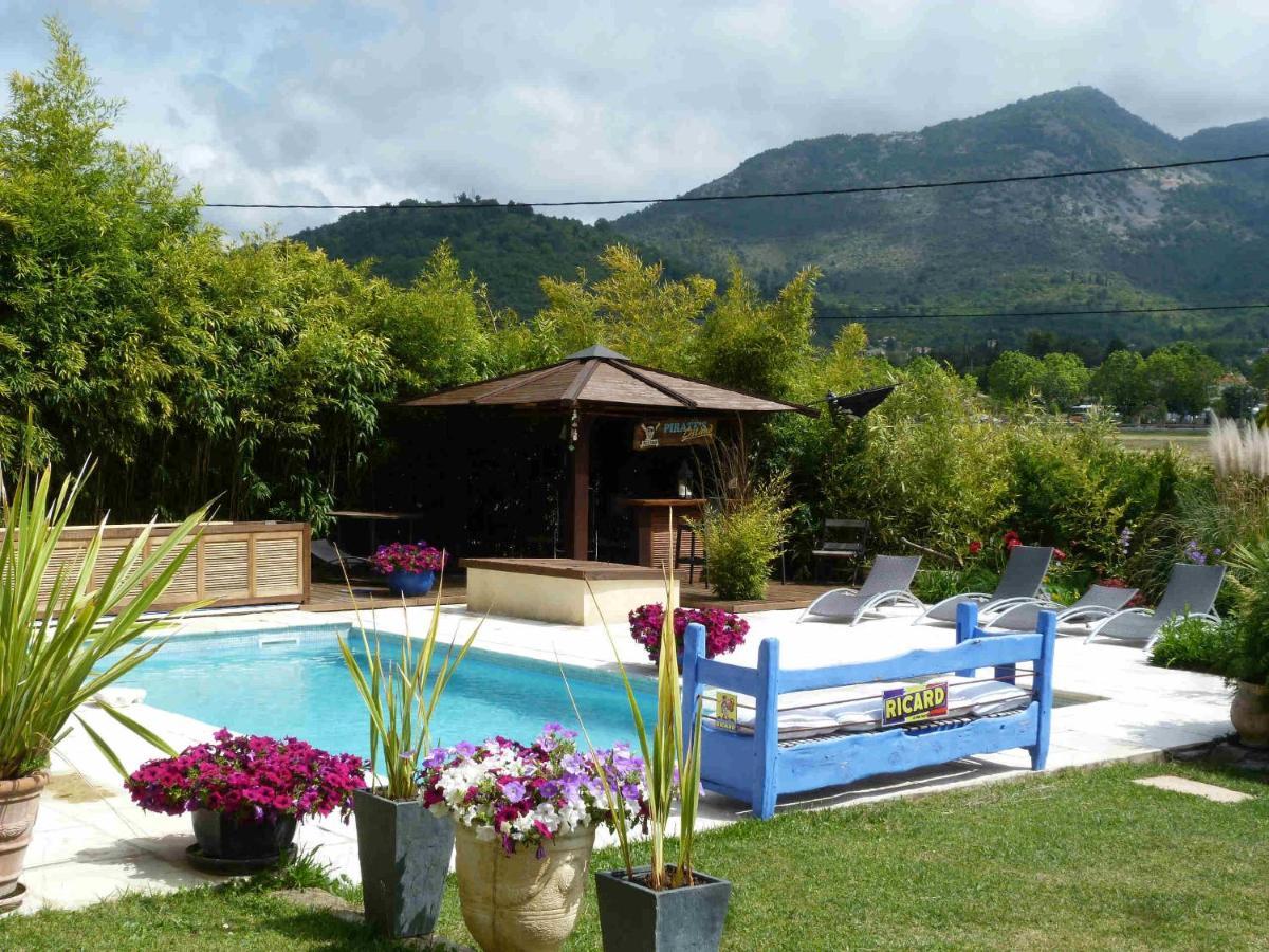Les Bambous B&B Levens Extérieur photo
