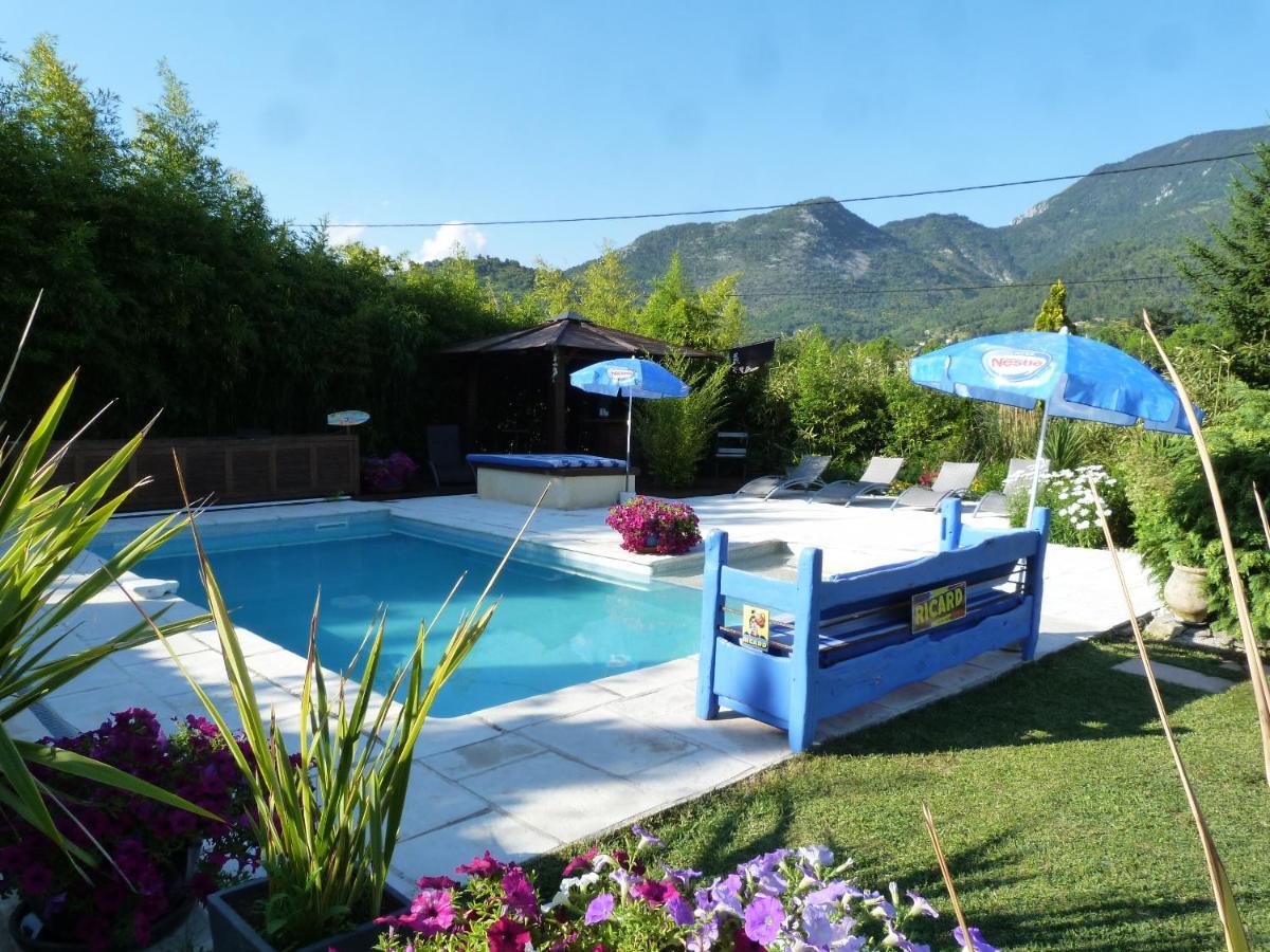 Les Bambous B&B Levens Extérieur photo
