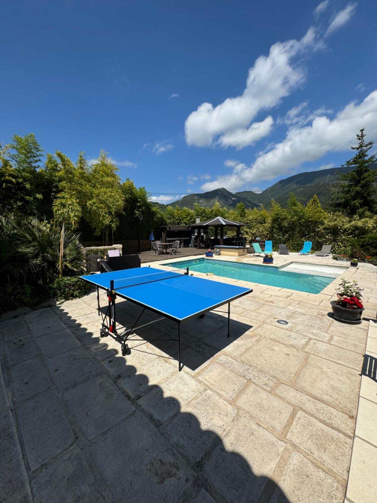 Les Bambous B&B Levens Extérieur photo